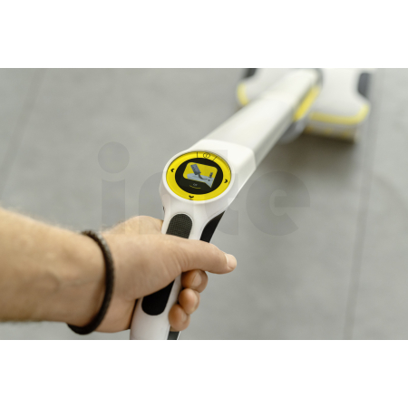 Podlahový mycí stroj KÄRCHER FC 8 Smart Signature Line 1.055-711.0