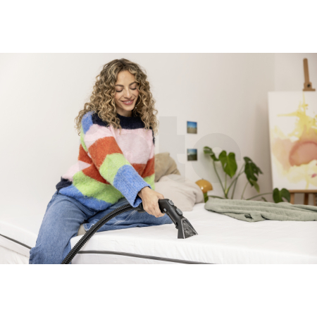 Čistič na koberce a čalounění KÄRCHER SE 3 Compact Home 1.081-530.0