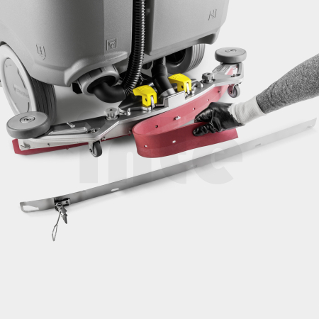 Podlahový mycí stroj s odsáváním KÄRCHER B 110 R Bp Pack 160 Ah Li+Dose+SSD+D75 1.161-440.0