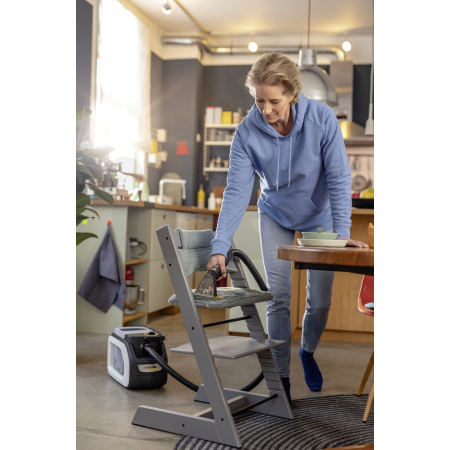 Bateriový čistič koberců KÄRCHER SE 3-18 Compact Home Battery Set 1.081-511.0