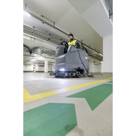 Podlahový mycí stroj s odsáváním KÄRCHER B 150 R Bc + D90 1.246-154.0