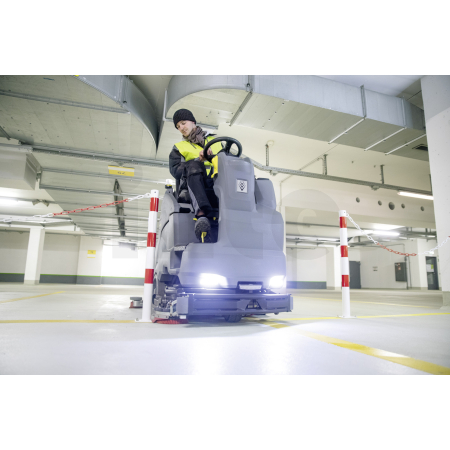 Podlahový mycí stroj s odsáváním KÄRCHER B 150 R Bp Pack 240Ah Li-Ion, DOSE, Ri + D90 1.246-176.0